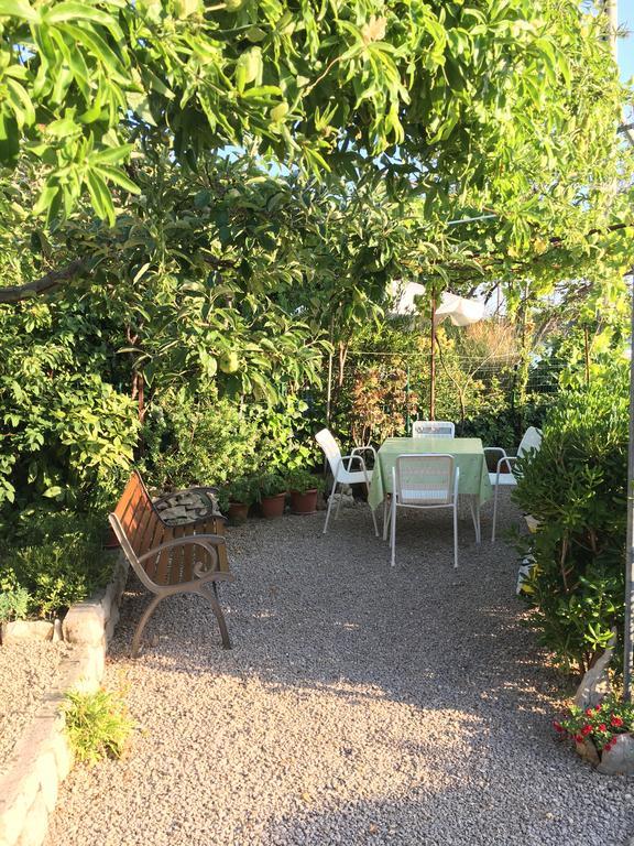 Apartment Biserka Barbat na Rabu Eksteriør billede