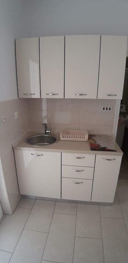 Apartment Biserka Barbat na Rabu Eksteriør billede