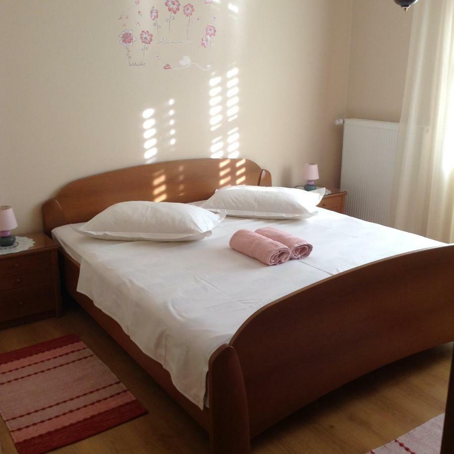 Apartment Biserka Barbat na Rabu Eksteriør billede