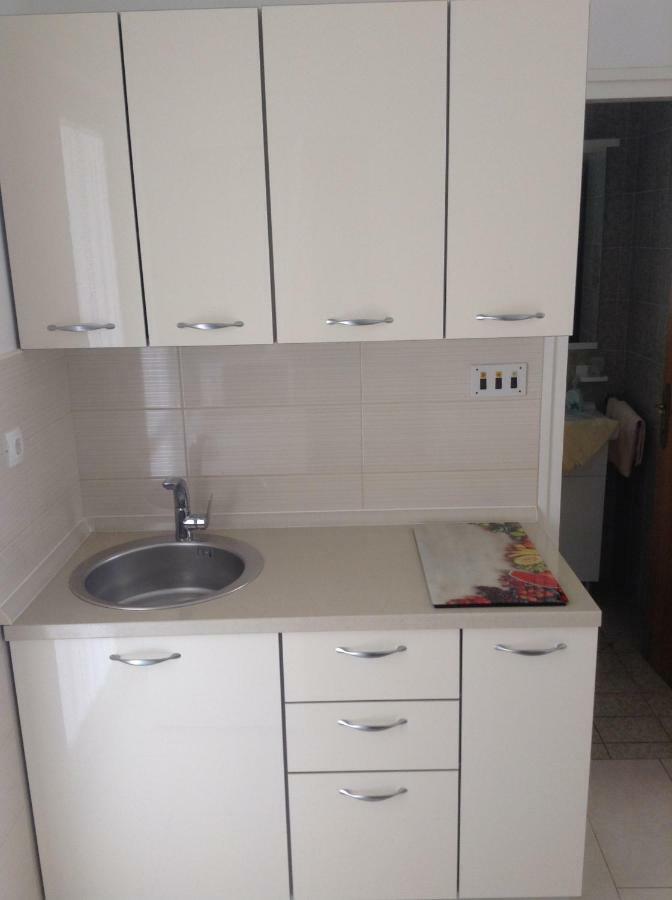 Apartment Biserka Barbat na Rabu Eksteriør billede